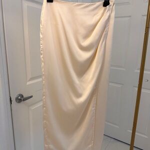 French Connection Cream Pencil Skirt